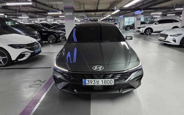 아반떼CN7 중고차 더 뉴 아반떼 하이브리드 (CN7) 1.6 HEV 매물 사진 17 - 2025/09 708km